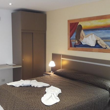 Aparthotel Vertientes Termas de Rio Hondo Exterior photo